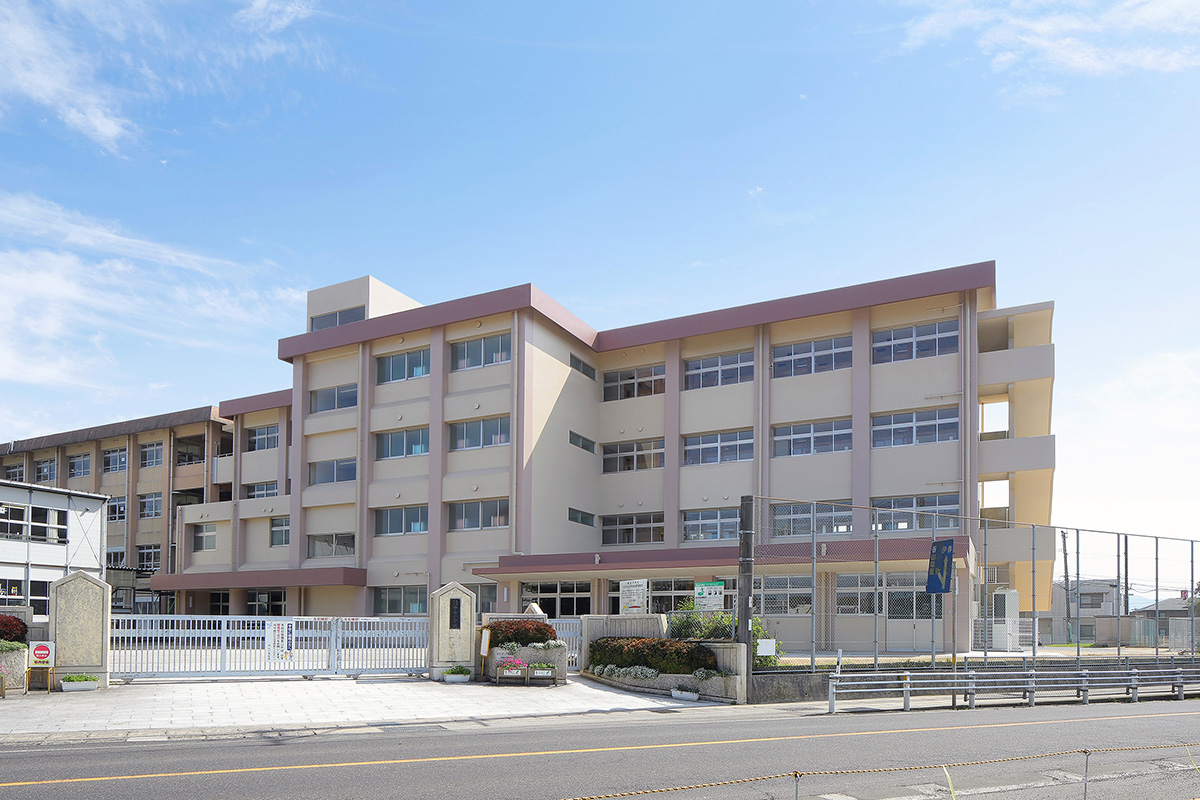 鹿児島市立中山小学校